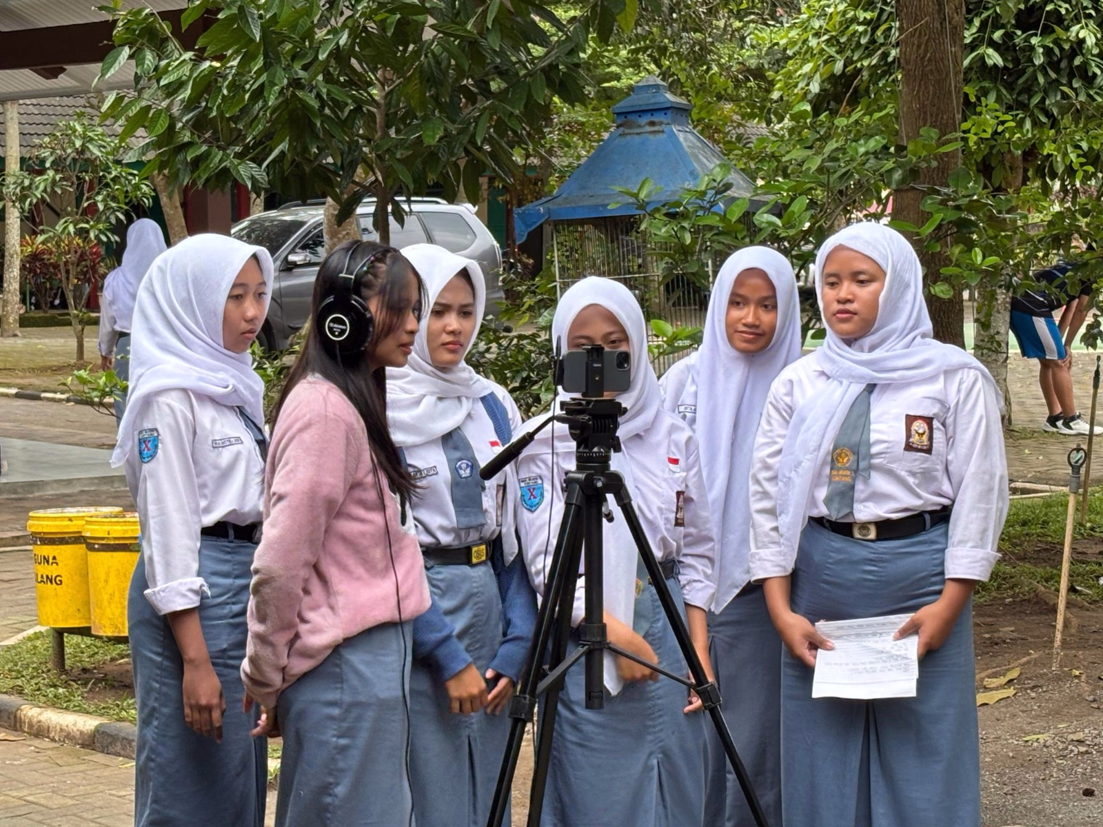 Simulasi dan Penyuluhan Mitigasi Bencana Alam Gempa Bumi Bagi Siswa & Siswi